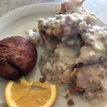 Home Grown - Comfy chicken biscuit. Salmon patty. - Diners Near Me - Atlanta, Georgia Home Grown - Comfy chicken biscuit. Salmon patty. - Diners Near Me - Atlanta, Georgia