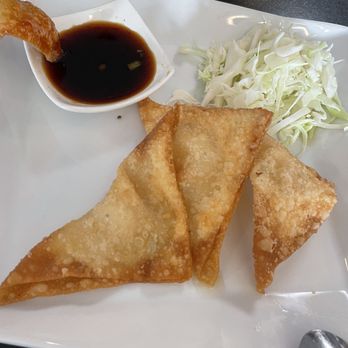 Lahn Pad Thai - Shrimp purse - Thai Near Me - Anchorage, Alaska