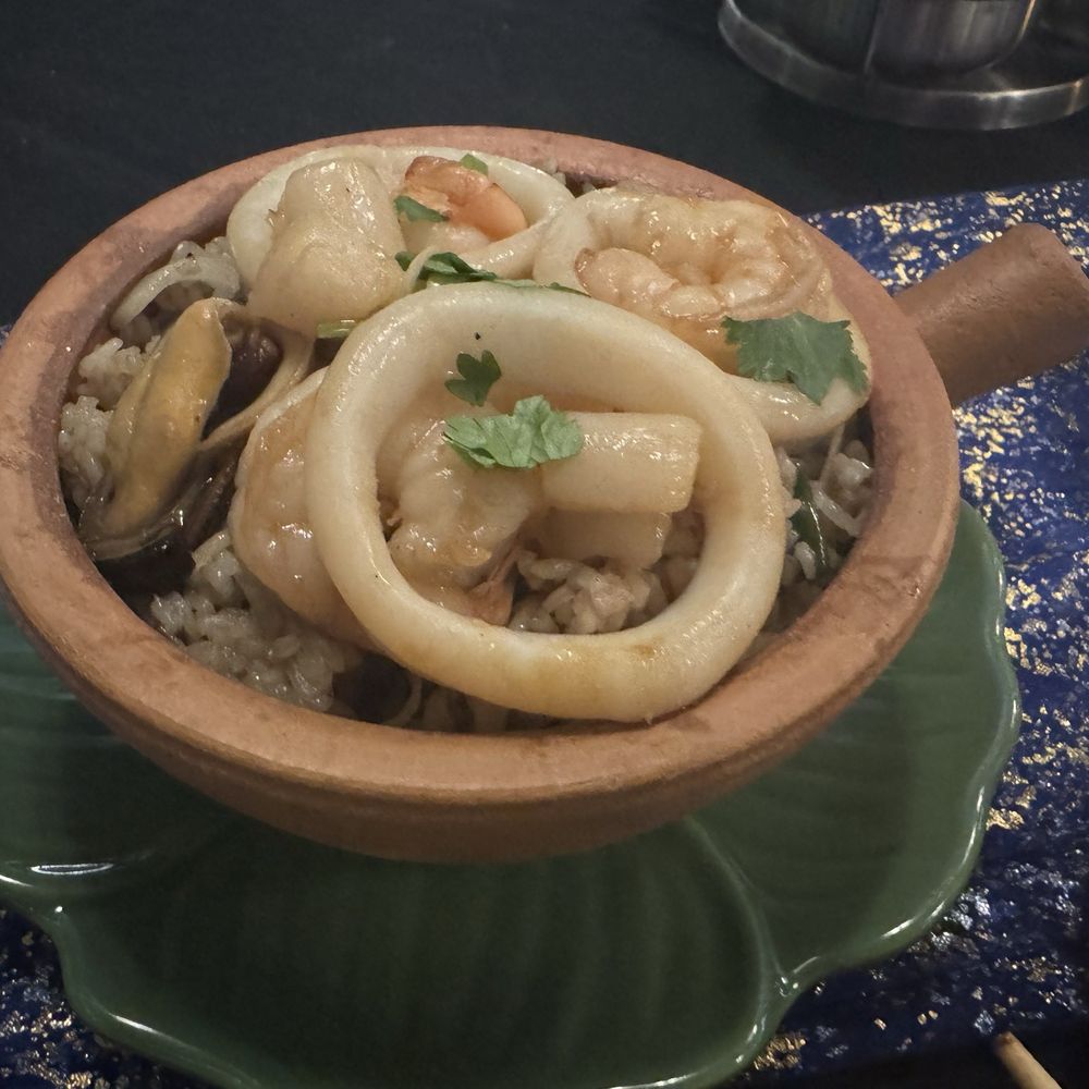 Kin-D Thai kitchen - Clay Pot - Thai Near Me - Richmond, Virginia Kin-D Thai kitchen - Clay Pot - Thai Near Me - Richmond, Virginia