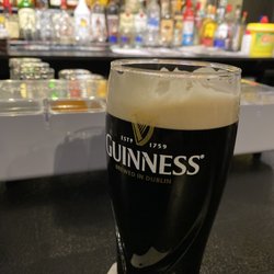 Village Pub - Fresh Guinness