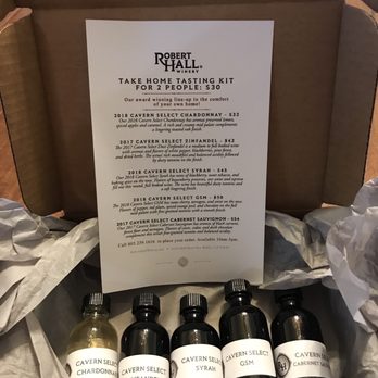Robert Hall Winery - Home Tasting Kit 1/2021 - Wine Tasting Room Near Me - Paso Robles, California Robert Hall Winery - Home Tasting Kit 1/2021 - Wine Tasting Room Near Me - Paso Robles, California