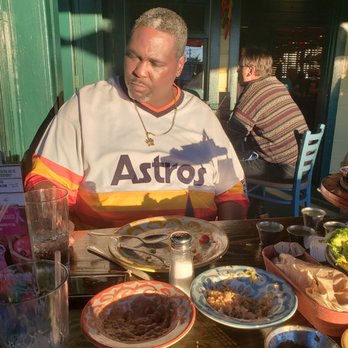 Lupe Tortilla Mexican Restaurant - The sun was like this the whole meal. - Mexican Near Me - Webster, Texas Lupe Tortilla Mexican Restaurant - The sun was like this the whole meal. - Mexican Near Me - Webster, Texas