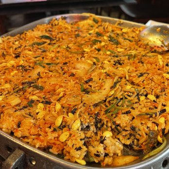 Hwang Soh Grill - Fried rice at the end of bbq - Korean Near Me - Morton Grove, Illinois Hwang Soh Grill - Fried rice at the end of bbq - Korean Near Me - Morton Grove, Illinois