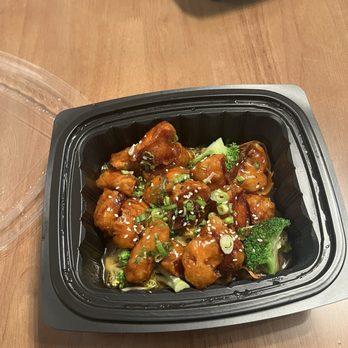 Nomi Thai Ramen - Sesame Chicken - Sushi Bars Near Me - Denver, Colorado Nomi Thai Ramen - Sesame Chicken - Sushi Bars Near Me - Denver, Colorado