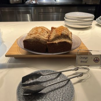Ale & Compass Restaurant - Orange bread - American Near Me - Orlando, Florida Ale & Compass Restaurant - Orange bread - American Near Me - Orlando, Florida