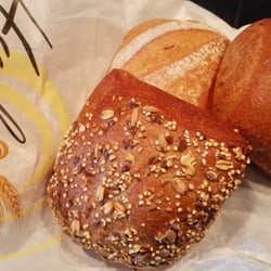 Bäckerei Huck - Huckis (0,40€), Roggen und Roggen mit Körnern (ca. 0,55€)