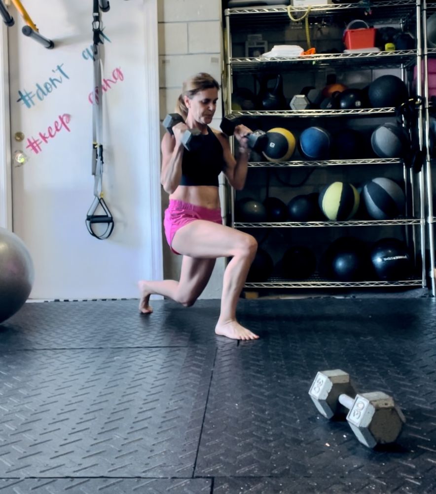 Hiit It With Julie Logo