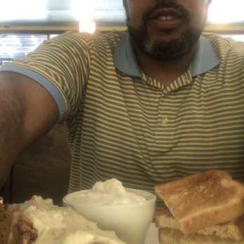 Metro Diner - American Near Me - Wilmington, Delaware Metro Diner - American Near Me - Wilmington, Delaware