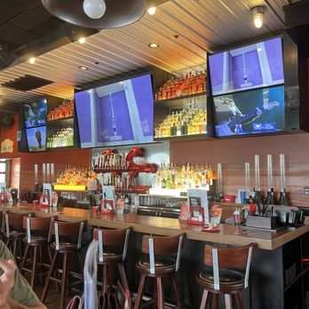 Drake's - One of the inside bars - Bars Near Me - Cookeville, Tennessee Drake's - One of the inside bars - Bars Near Me - Cookeville, Tennessee
