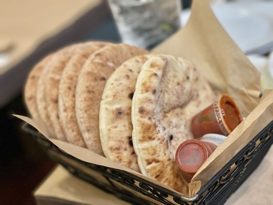 Oren's Hummus by null