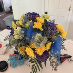 Lunenburg Flowers & Gifts
