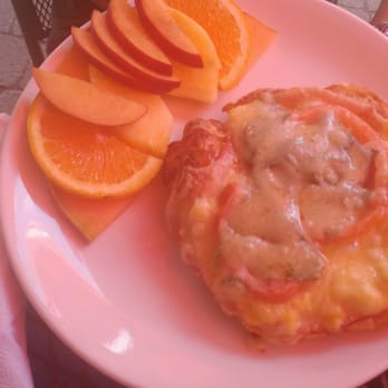 La Croissanterie Figaro - Omelette croissant - Bakeries Near Me - Outremont, Quebec La Croissanterie Figaro - Omelette croissant - Bakeries Near Me - Outremont, Quebec