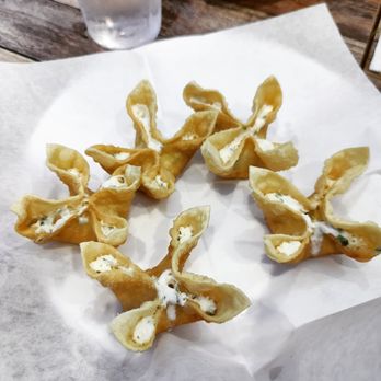 CM Chicken - Chicken Wings Near Me - Overland Park, Kansas