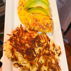 Off The 8 Cafe - ABC omelette with Hash-browns