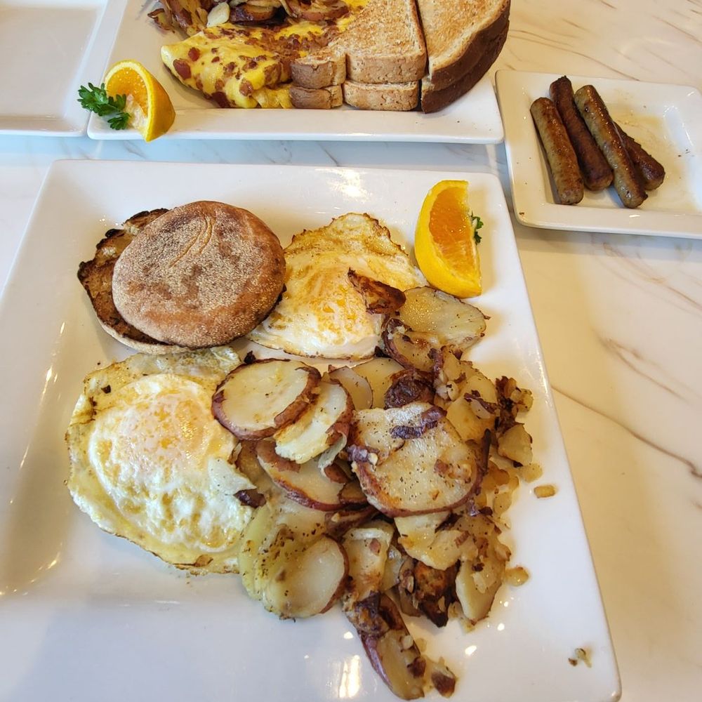 Keke's Breakfast Cafe - 2 egg classic with sausage. - Breakfast & Brunch Near Me - Jacksonville, Florida Keke's Breakfast Cafe - 2 egg classic with sausage. - Breakfast & Brunch Near Me - Jacksonville, Florida