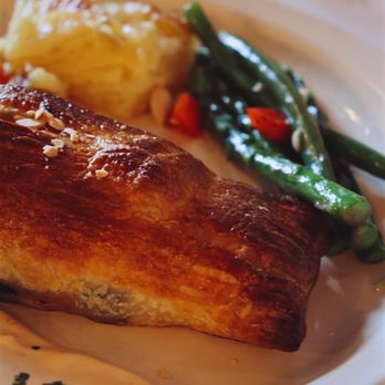 Le Petit Bistro - portobello mushroom in puff pastry - French Near Me - Mountain View, California Le Petit Bistro - portobello mushroom in puff pastry - French Near Me - Mountain View, California