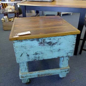 Class and Trash - Thrift Stores Near Me - Kill Devil Hills, North Carolina