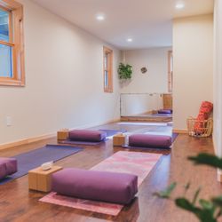 Tejomaya Yoga & Ayurveda - Small and cozy studio