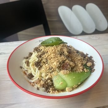 Big Bowl Noodle Restaurant - minced pork with sesame sauce noodles - Noodles Near Me - Helsingfors