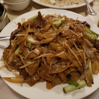 China Palace - Beef Rice Noodles - Chinese Near Me - Stockton, California China Palace - Beef Rice Noodles - Chinese Near Me - Stockton, California