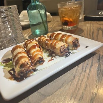 Steve's Steakhouse - Duck wonton fried taquitos - Steakhouses Near Me - Avalon, California