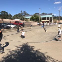 Joe's Skate Park - Happen'n