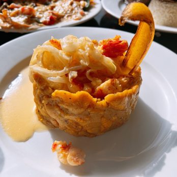 El Karakol - Mofongo with lobster - Caribbean Near Me - La Parguera, Puerto Rico El Karakol - Mofongo with lobster - Caribbean Near Me - La Parguera, Puerto Rico