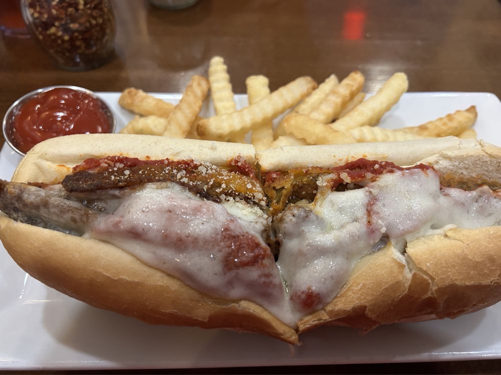 SANDRO’S ITALIAN & PIZZERIA Updated July 2024 32 Photos & 33