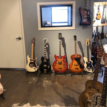 TR Crandall Guitars - Beauties - Guitar Stores Near Me - New York, New York TR Crandall Guitars - Beauties - Guitar Stores Near Me - New York, New York