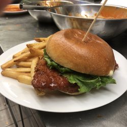 Ye Olde Squire Welland - Buffalo chicken sandwich