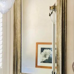All Art & Mirrors Installation Services - Mirror hanging/installation professionals of Sydney