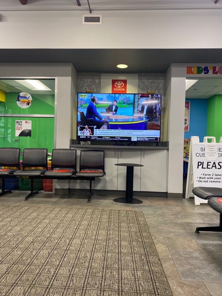 FITZGERALD TOYOTA SERVICE CENTER - Updated July 2025 - 30 Photos & 185 ...