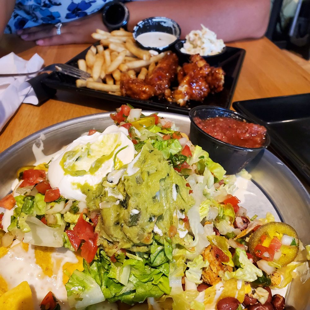 Wet Willie's - Beaufort - Nachos and teriyaki tenders were good, nachos were iiiiiight... the tenders I would definitely come back for. - American Near Me - Beaufort, South Carolina Wet Willie's - Beaufort - Nachos and teriyaki tenders were good, nachos were iiiiiight... the tenders I would definitely come back for. - American Near Me - Beaufort, South Carolina