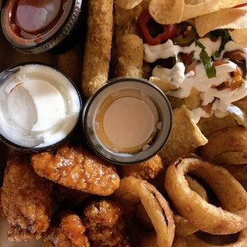 Buffalo Wild Wings - House sampler - Chicken Wings Near Me - Modesto, California Buffalo Wild Wings - House sampler - Chicken Wings Near Me - Modesto, California