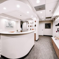 Herb + Ōhm - Front Desk and Lobby