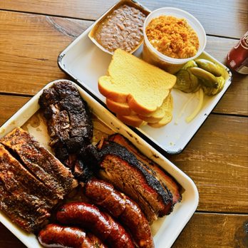 Burnt Bean- Seguin - Pork ribs, poblano and pepper jack sausage, beef sausage, jalapeño cheese sausage, burnt ends, brisket, mac n cheese, beans, fixins - Barbeque Near Me - Seguin, Texas Burnt Bean- Seguin - Pork ribs, poblano and pepper jack sausage, beef sausage, jalapeño cheese sausage, burnt ends, brisket, mac n cheese, beans, fixins - Barbeque Near Me - Seguin, Texas