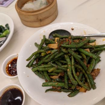 MingHin Cuisine - Lovely Sichuan string beans with pork. Crisp-tender and just the right amount of spice. - Dim Sum Near Me - Chicago, Illinois MingHin Cuisine - Lovely Sichuan string beans with pork. Crisp-tender and just the right amount of spice. - Dim Sum Near Me - Chicago, Illinois