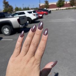 Trendy Nails