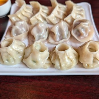 Momo & Sushi Cafe - Sushi Bars Near Me - West Chester, Pennsylvania Momo & Sushi Cafe - Sushi Bars Near Me - West Chester, Pennsylvania