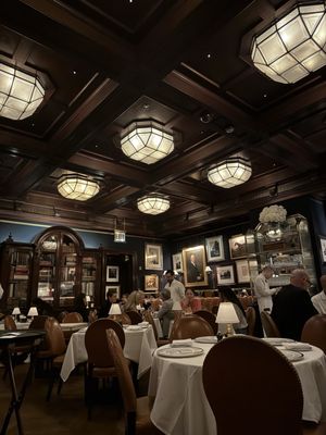 RL Restaurant by null