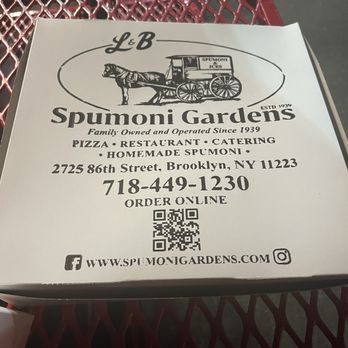 L&B Spumoni Gardens - L&B Spumoni Gardens pizza box - Pizza Near Me - Brooklyn, New York L&B Spumoni Gardens - L&B Spumoni Gardens pizza box - Pizza Near Me - Brooklyn, New York