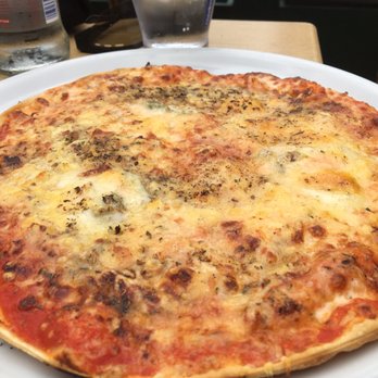 Da Mario - Four cheese - Italian Near Me - Bruges, VWV Da Mario - Four cheese - Italian Near Me - Bruges, VWV