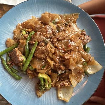 Muse - Beef drunken noodle - Thai Near Me - Brooklyn, New York