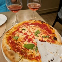 Caffè Bijoux - Best pizza ever:)