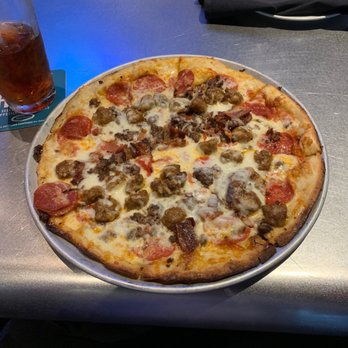 Yard House - The Carnivore Pizza - New American Near Me - Washington, DC, District of Columbia