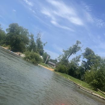 Buffalo River Resort - In the River - Resorts Near Me - Lobelville, Tennessee Buffalo River Resort - In the River - Resorts Near Me - Lobelville, Tennessee