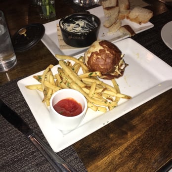 Rusconi's American Kitchen - Short rib sliders. Yum! - American Near Me - Phoenix, Arizona