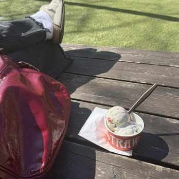 Salt & Straw - Ice Cream & Frozen Yogurt Near Me - Kirkland, Washington Salt & Straw - Ice Cream & Frozen Yogurt Near Me - Kirkland, Washington