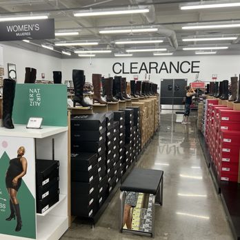 DSW Designer Shoe Warehouse - Shoe Stores Near Me - Laguna Niguel, California DSW Designer Shoe Warehouse - Shoe Stores Near Me - Laguna Niguel, California