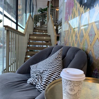 Timmy Green - Tucked away seating halfway up - Australian Near Me - London, XGL